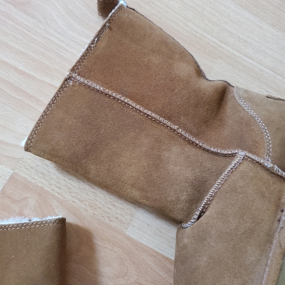 BNWOT American Eagle Brown faux fur winter boots size 5 - Picture 4 of 12